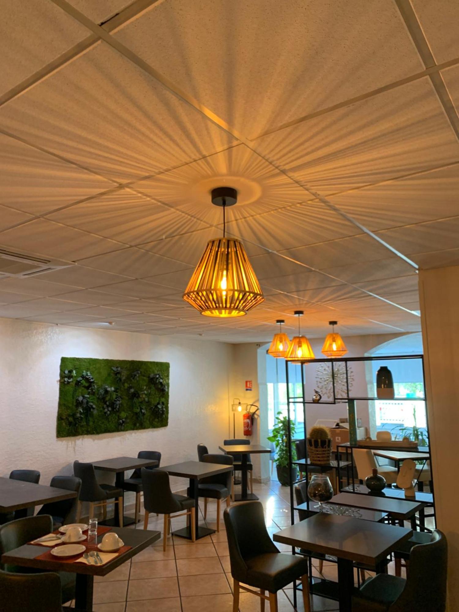 Le Regina Hotel Et Restaurant Canet-Plage Exterior photo